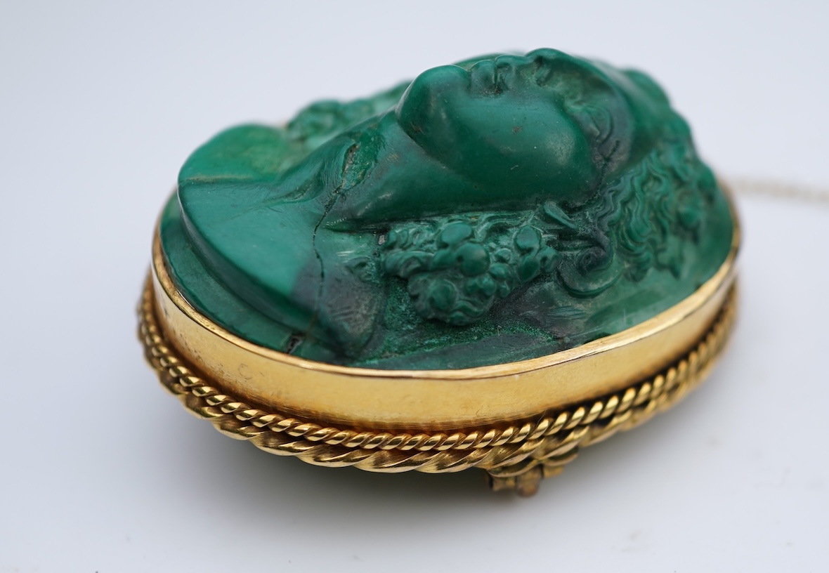 A malachite cameo brooch, mid 19th century